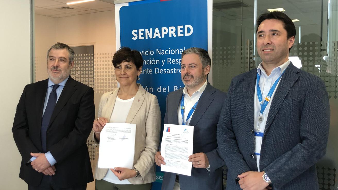Clínicas privadas y sector público firman convenio para asistir a damnificados por los incendios en Biobío y Ñuble