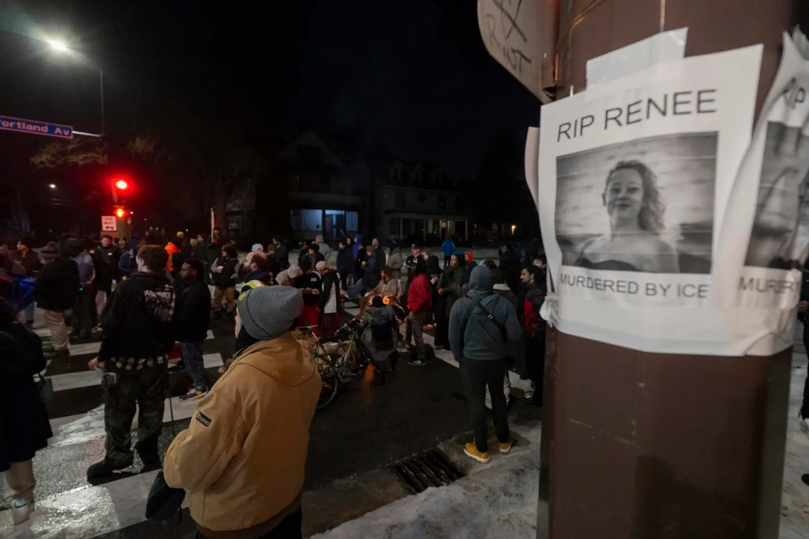 Ola de protestas en EE.UU. en contra de ICE producto de que un agente mató a mujer en Minneapolis