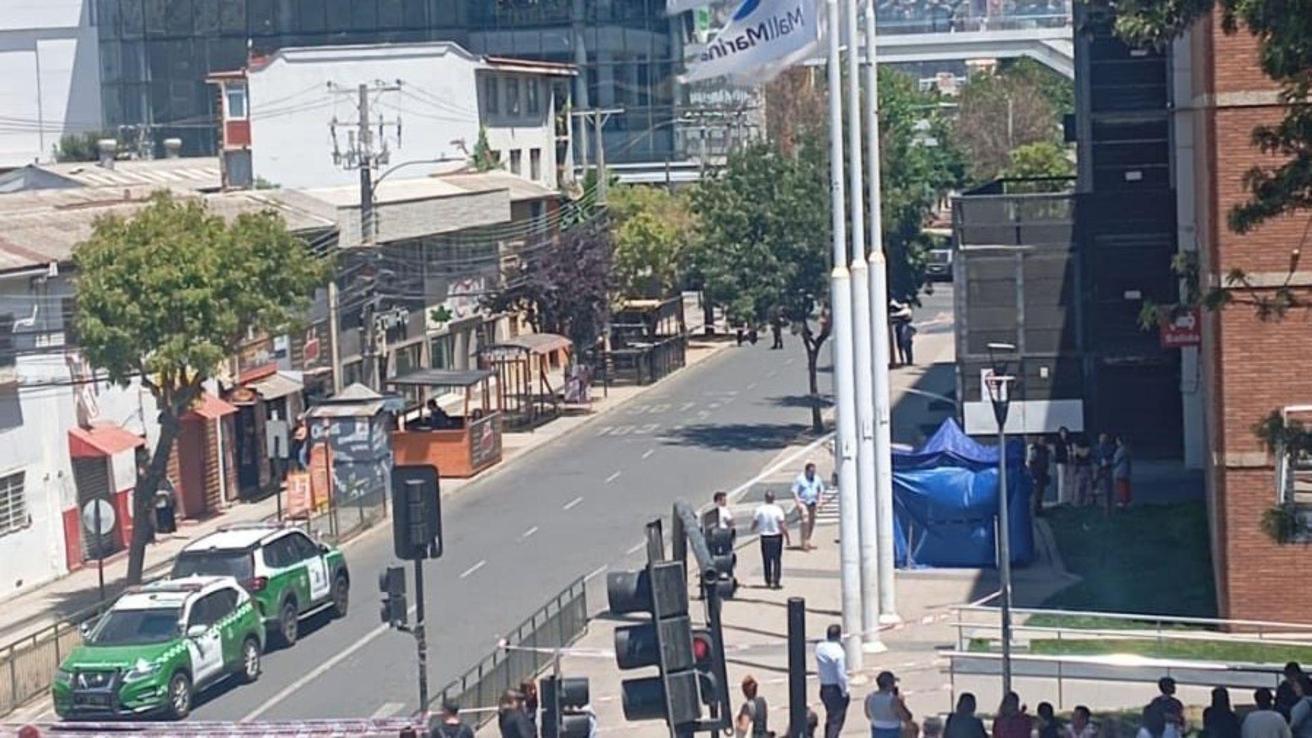 Menor de edad fallece tras caer desde concurrido centro comercial en Viña del Mar