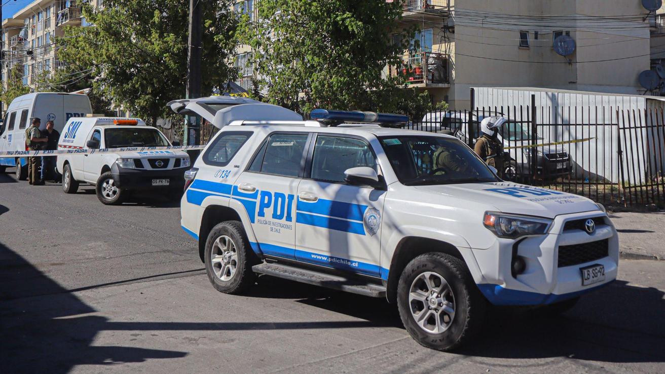 Hombre adulto muere tras ser apuñalado en plena vía pública de Concepción: transeúntes lo llevaron a un Cesfam