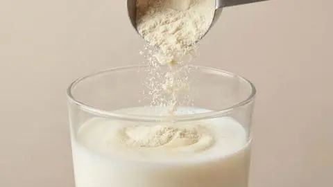 Alerta por leche en polvo contaminada que podría generar vómitos: reportan más de 80 casos en Chile