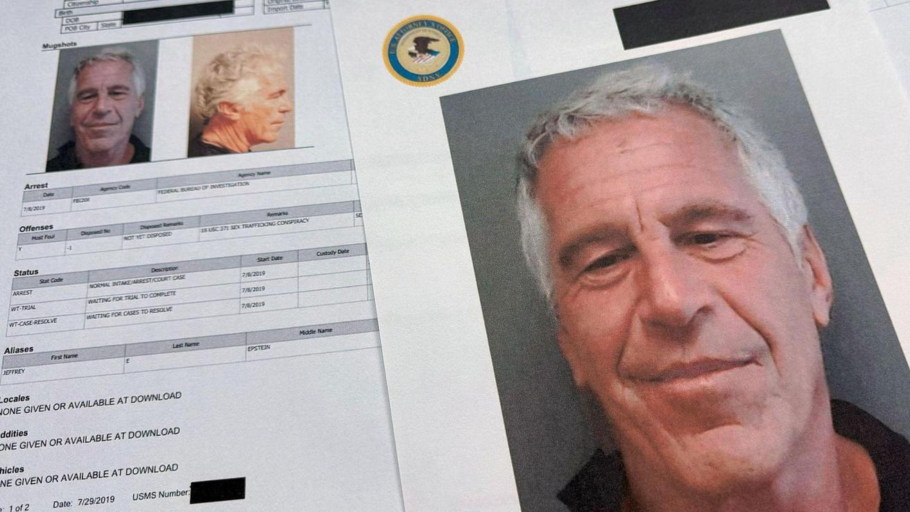 Dos chilenos aparecen mencionados como “sujetos de interés” en los archivos de Epstein