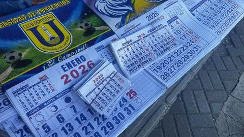 Chile tiene 16 feriados en el 2026: Cinco son irrenunciables y hay seis fines de semana largos