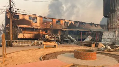 Más de 250 casas quemadas en Concepción y casi 9 mil afectadas en Penco por incendios forestales: 80% de Punta de Parra siniestrado