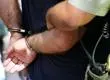 Sin licencia, revisión falsa y 36 millones en multas: El insólito caso de conductor detenido en Estación Central