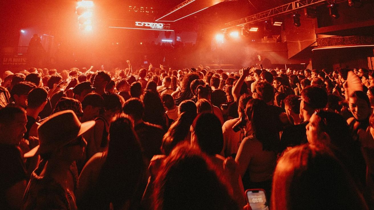 Trabajador sufrió grave descarga eléctrica en popular discoteca de Concepción