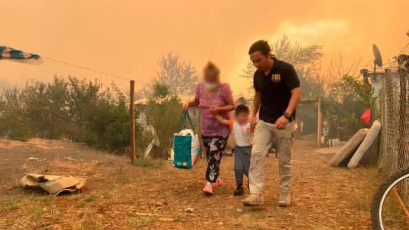 PDI despliega trabajo investigativo y apoyo a víctimas en zonas afectadas por incendios en Biobío