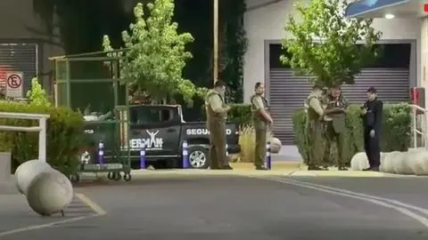 Delincuentes protagonizan robo de cuatro tiendas en outlet de Quilicura