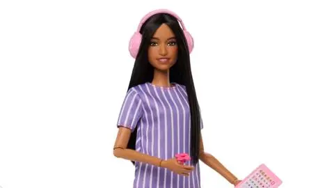 Barbie autista: Mattel incorpora nueva muñeca para ampliar la oferta inclusiva