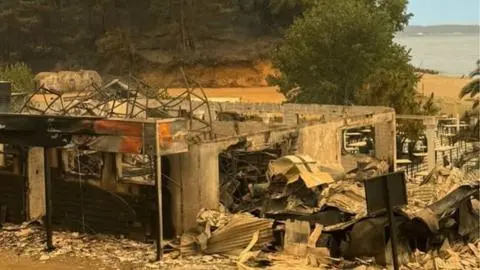 Presidente Boric alerta que casas quemadas en el Biobío podrían llegar a 1.000 tras devastadores incendios forestales