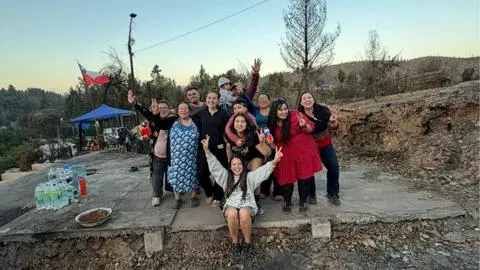 Una celebración en medio de las cenizas: el cumpleaños de Bastián tras los incendios en el Biobío