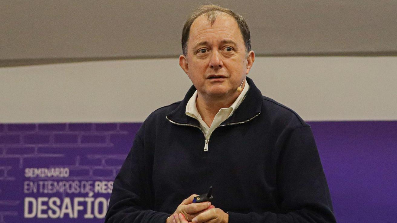 Más de 240 científicos y académicos le responden al futuro Ministro de Vivienda, Iván Poduje