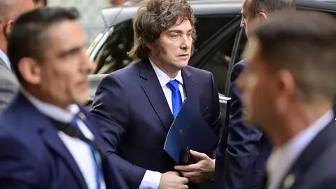 Gobierno de Milei abre la “Oficina de Respuesta Oficial” para detectar e impugnar “mentiras” emitidas en redes y medios