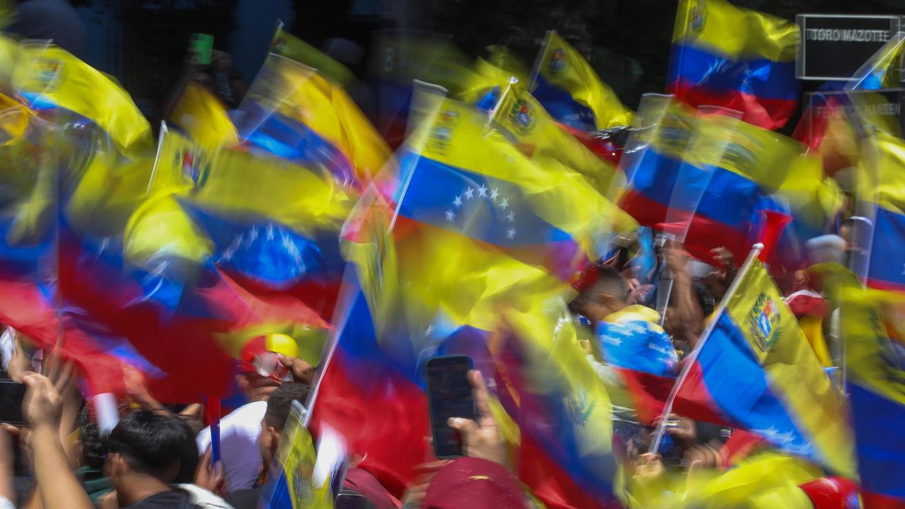 Nicolás Maduro pide que se le incluya dentro de la ley de amnistía