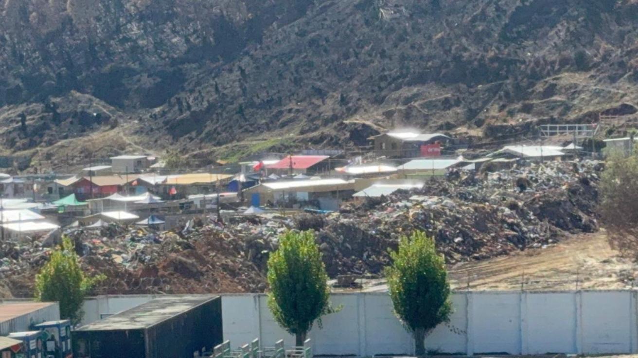 Vecinos de Lirquén cuestionan existencia de basural ilegal tras incendios forestales