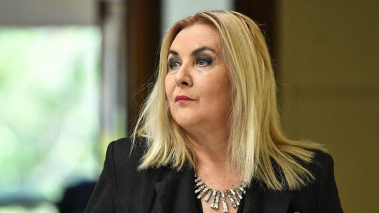 Pamela Jiles impulsará un nuevo retiro del 10% si el gobierno de Kast no garantiza vivienda a los damnificados por incendios forestales