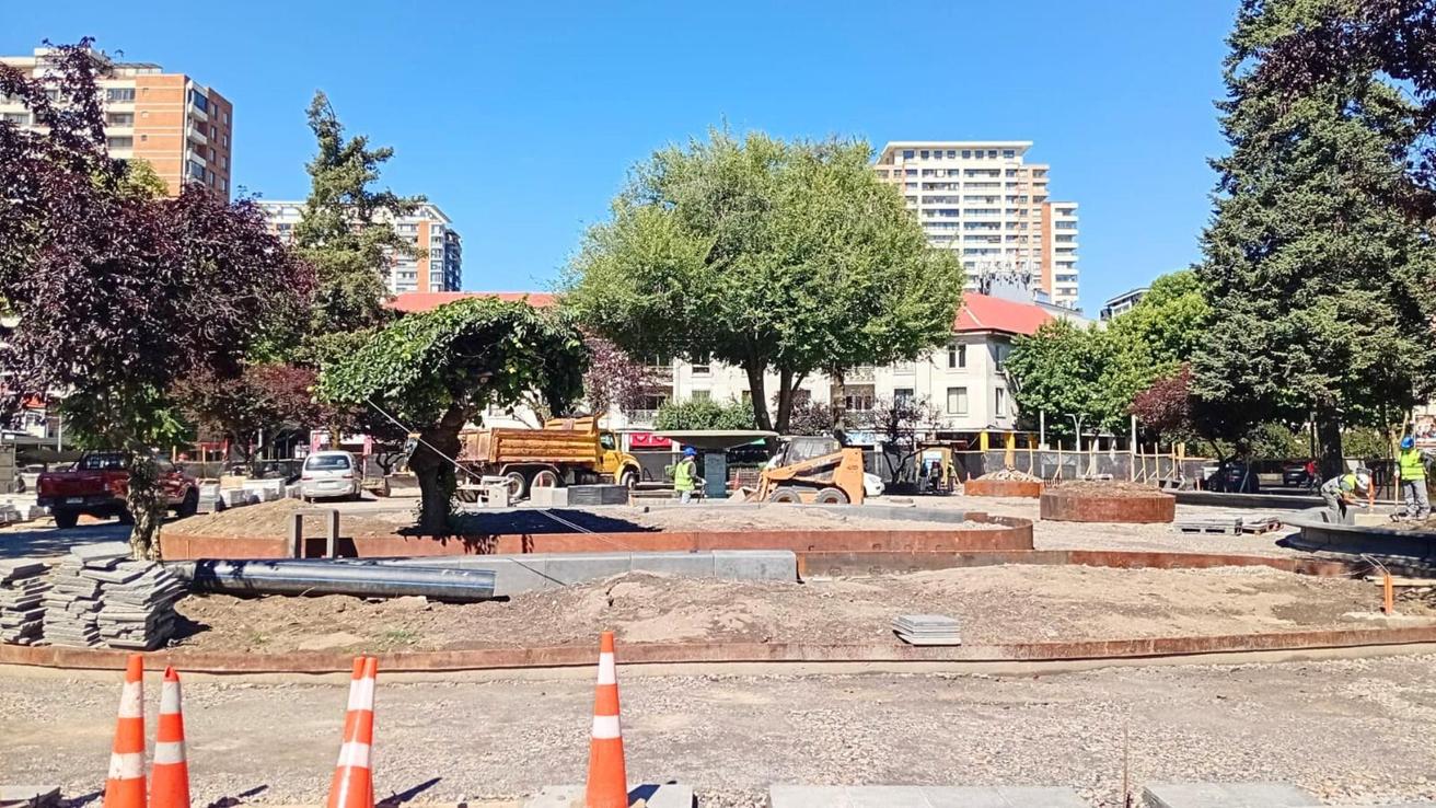 Remodelación de Plaza Perú sin estacionamientos preocupa a locatarios