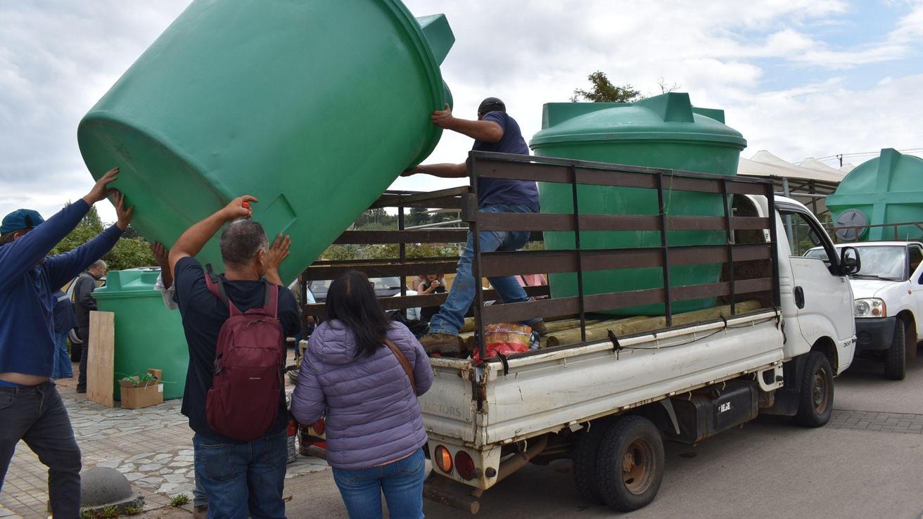 Agricultores del Biobío reciben ayudas tempranas tras incendios forestales