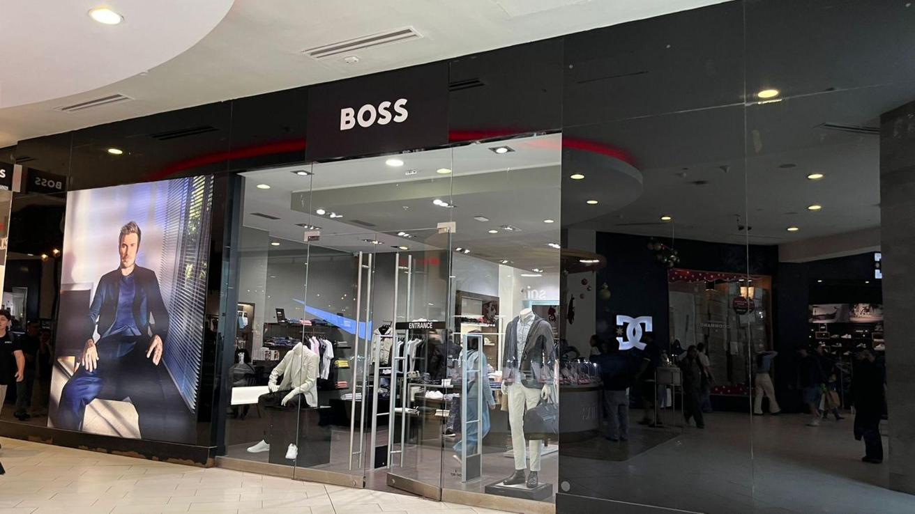 Delincuentes armados protagonizan asalto en Mallplaza Trébol: Intimidaron a guardias para entrar a tienda de alta gama