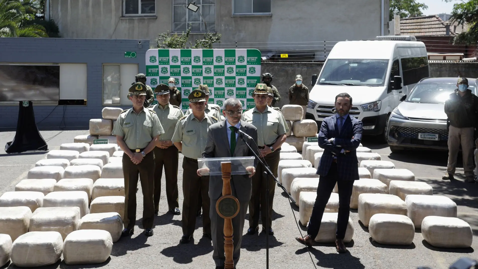 Más de 1.200 kilos de marihuana “creepy” venían de Antofagasta al Gran Concepción: Histórico decomiso