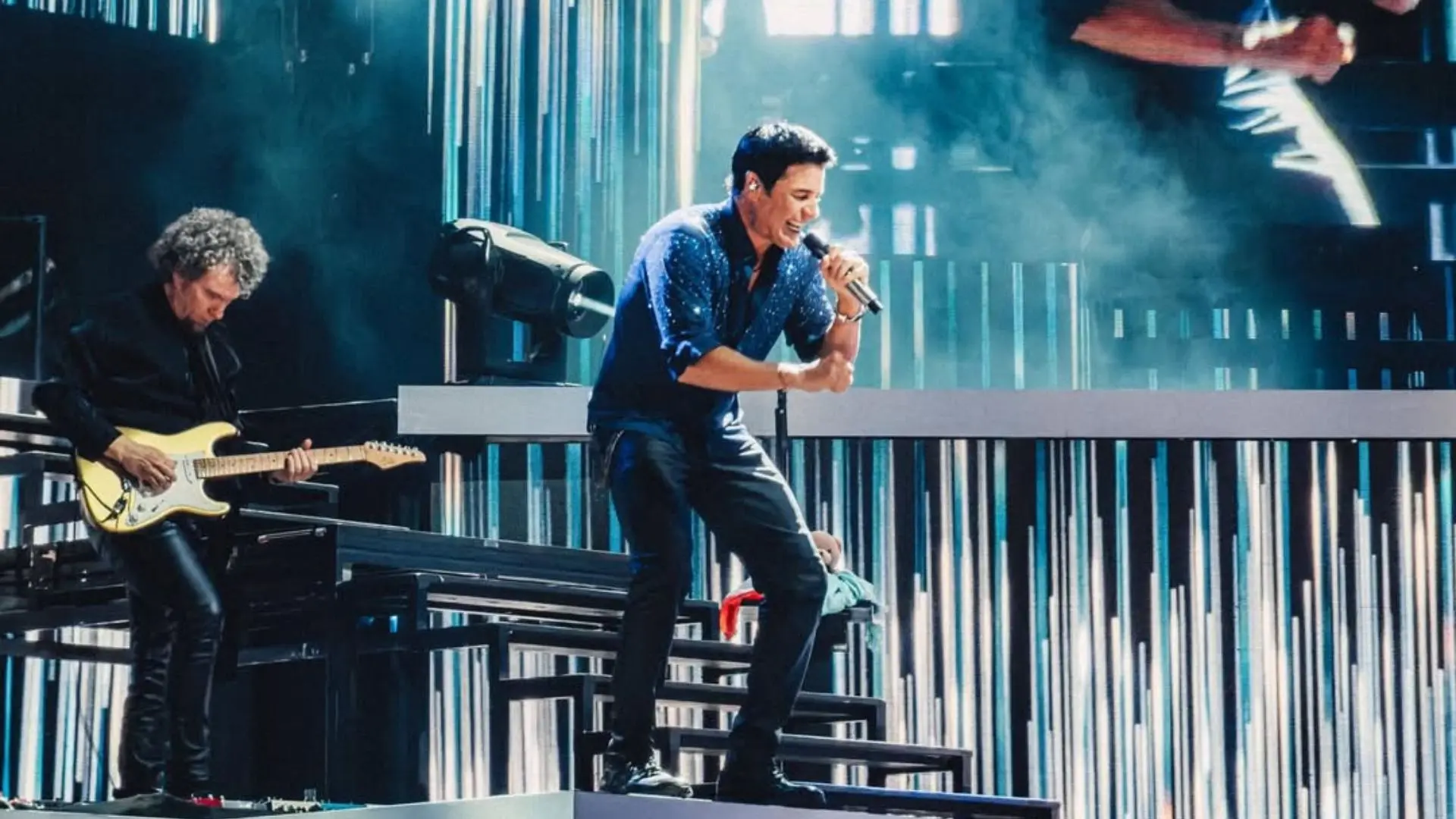 “¿Qué diablos hizo Chayanne?”: Kinesiólogo en Concepción asegura que sus pacientes llegaron “todas molidas” tras el concierto