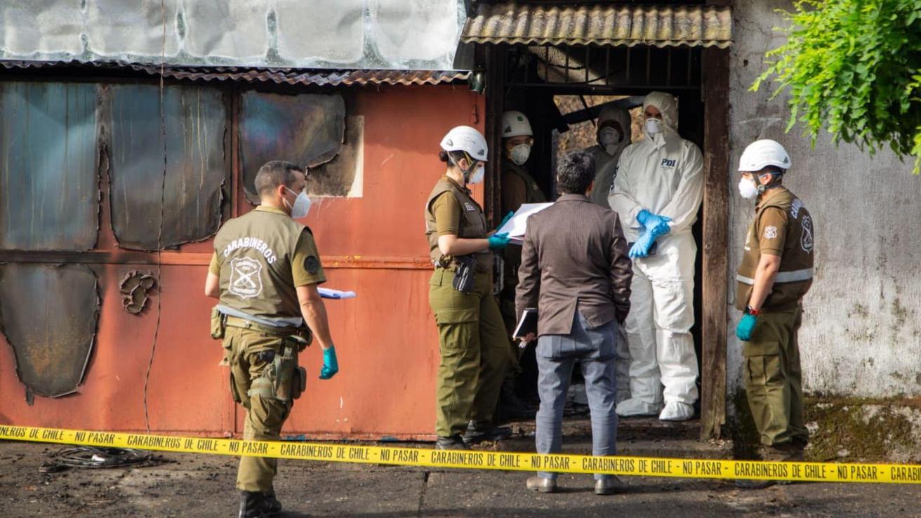 Mujer de 73 años fallece en incendio que destruyó tres viviendas en pleno centro de Chillán