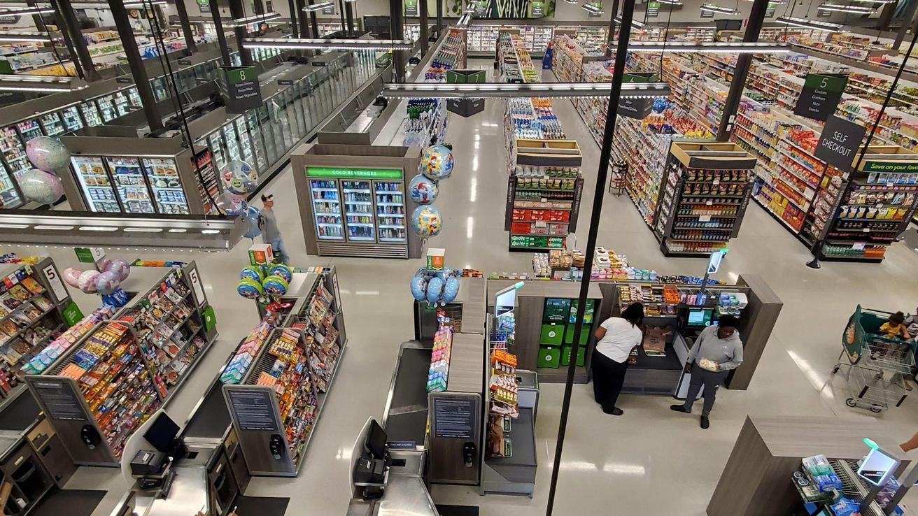 Reconocida cadena estadounidense de supermercados abrirá sus primeros locales en Chile: estas son las comunas elegidas