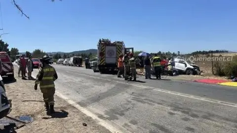 Dos personas fallecidas y cinco heridas deja grave accidente en la ruta que une Cauquenes con Chanco