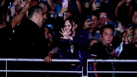 Jesse & Joy sorprendió iniciando su show desde la galería de la Quinta Vergara