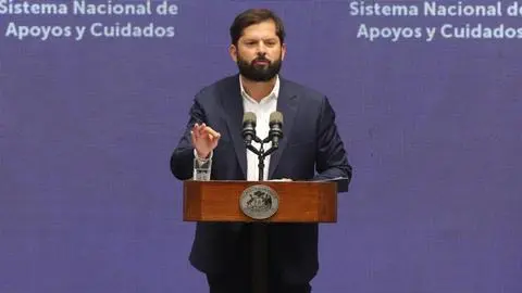 Bono por gestión eleva sueldo del Presidente Gabriel Boric y desata críticas