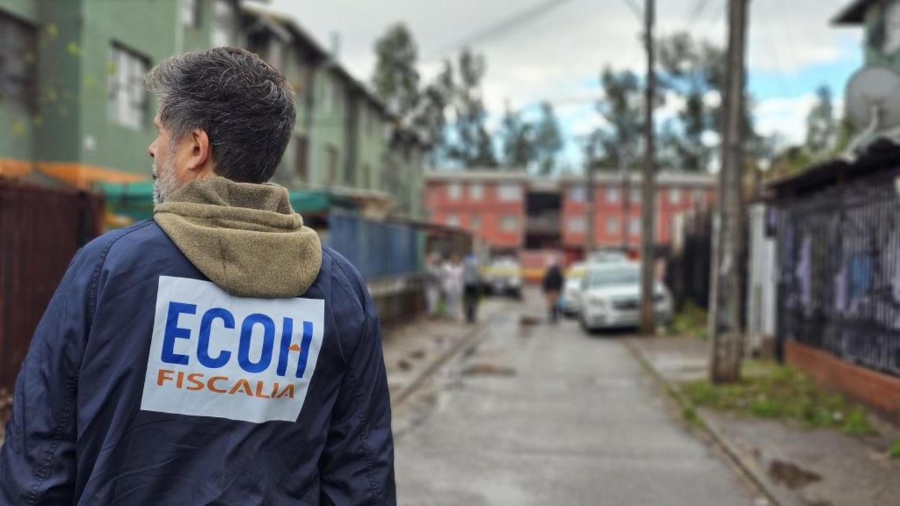 Joven de 18 años fallece tras ser baleado en Puente Alto: Delincuentes lo persiguieron hasta un local de comida rápida