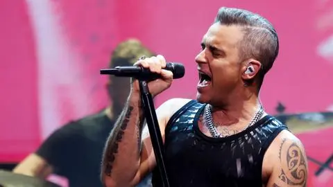 Robbie Williams regresa a Chile con su “Britpop Tour”: Conoce la fecha y cuándo es la venta de entradas