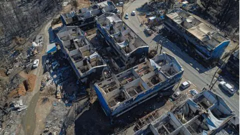 Gobierno descarta existencia de falsos damnificados en Ríos de Chile en Lirquén