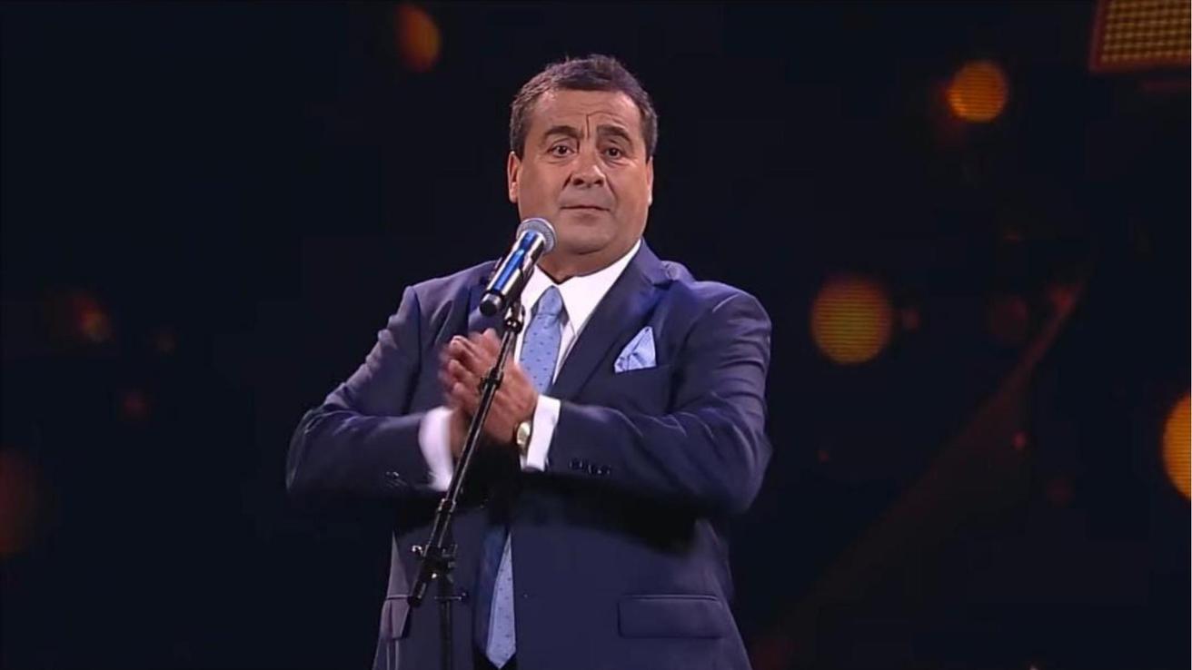“Antes de comenzar mi show el público ya estaba aplaudiendo de pie”: Dino Gordillo se presenta en la Fiesta de la Humita en medio de polémica