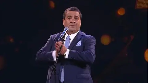 “Antes de comenzar mi show el público ya estaba aplaudiendo de pie”: Dino Gordillo se presenta en la Fiesta de la Humita en medio de polémica