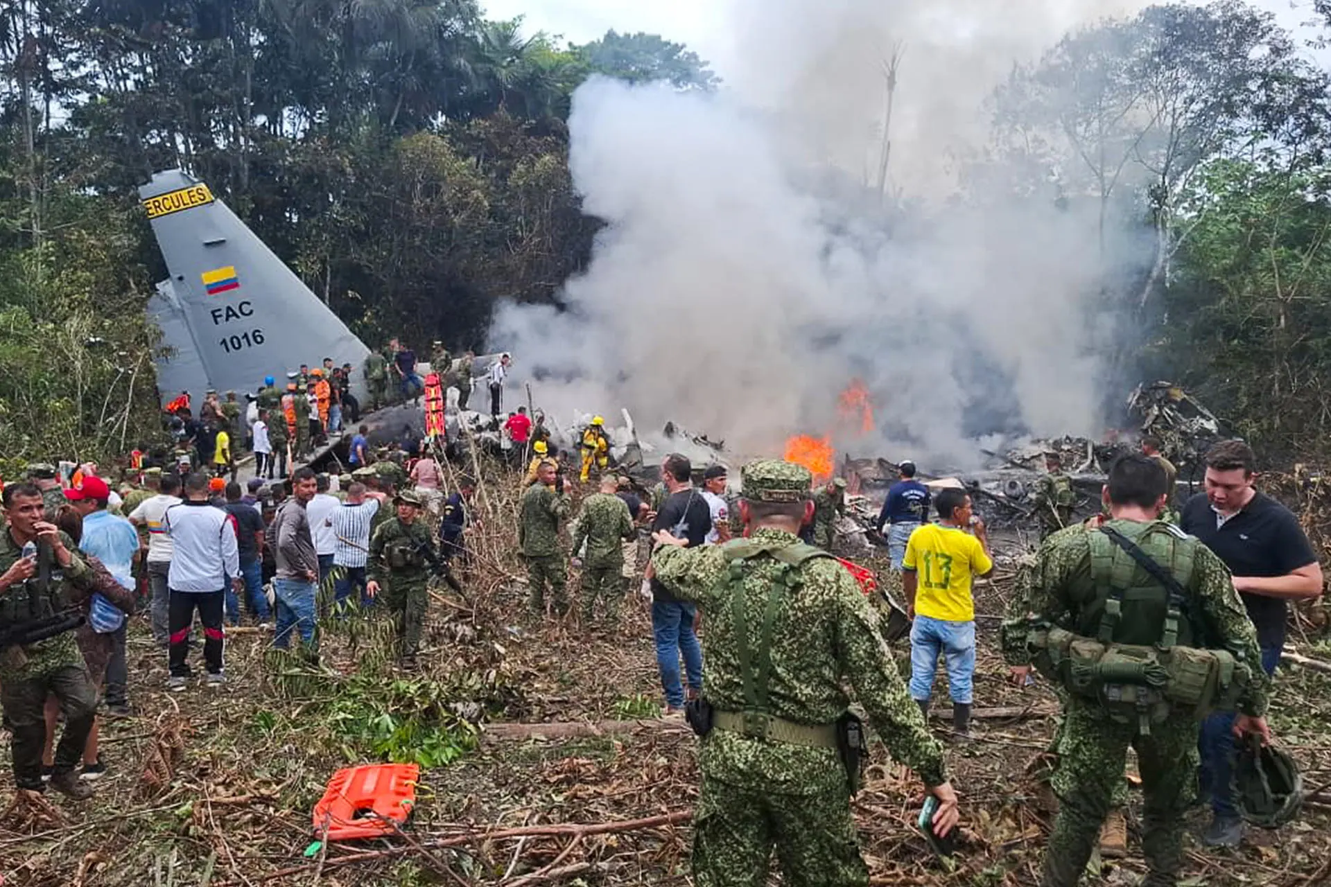 Confirman la muerte de 66 personas: Detalles del accidente de avión militar que enluta a Colombia
