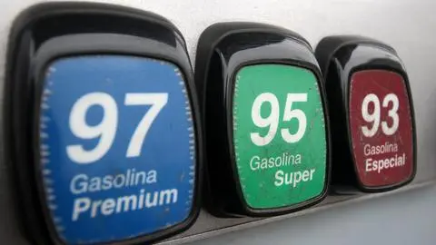 Posible supresión del MEPCO por Gobierno de José Antonio Kast: ¿Cuál sería el precio del combustible sin la herramienta estatal?