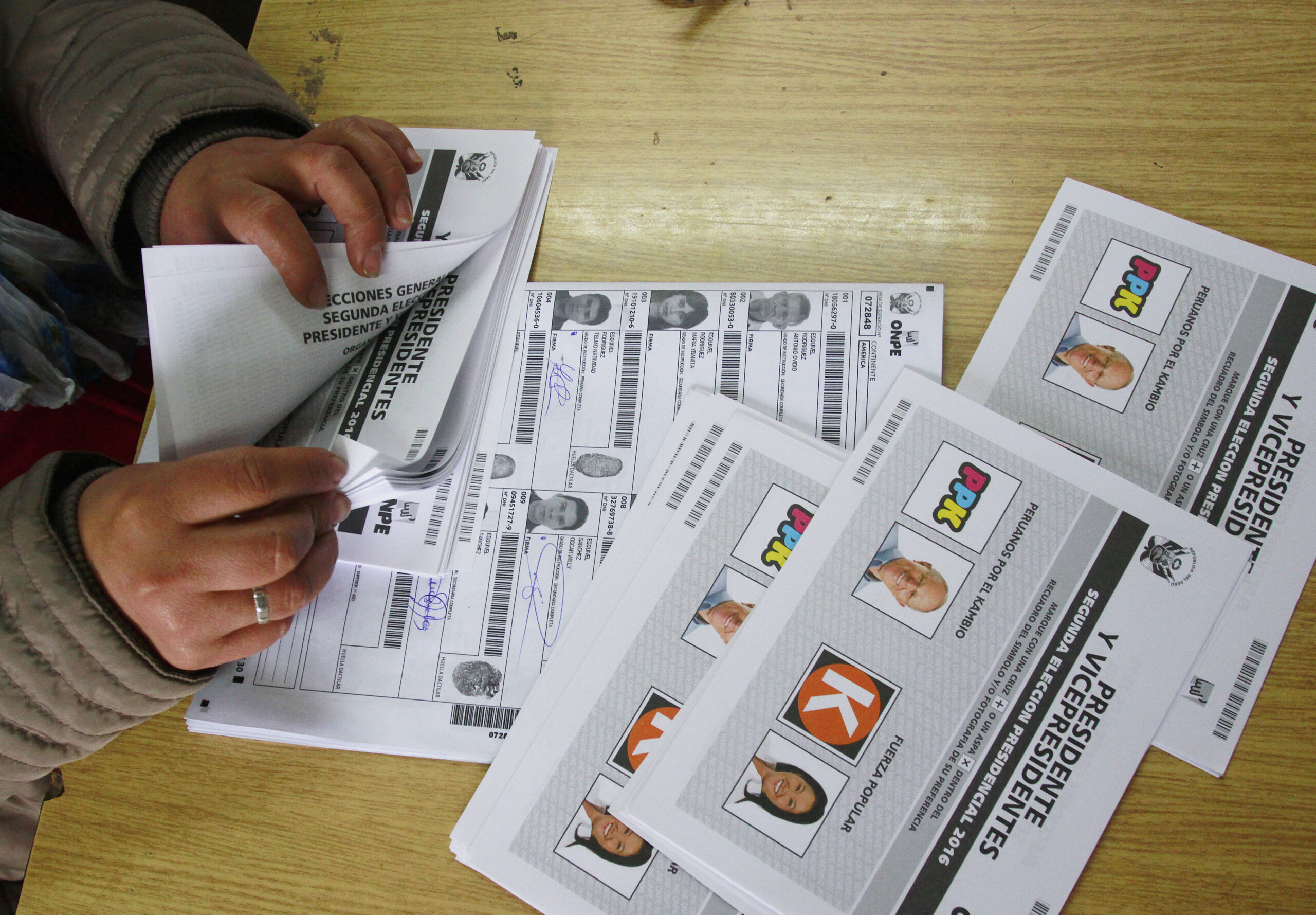Perú: 36 candidatos postulan al asiento presidencial para las elecciones del 12 de abril