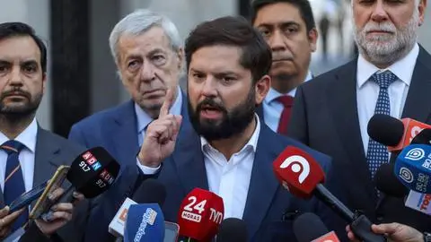 Quiebre entre Boric y Kast por cable submarino chino: Suspenden reunión en La Moneda