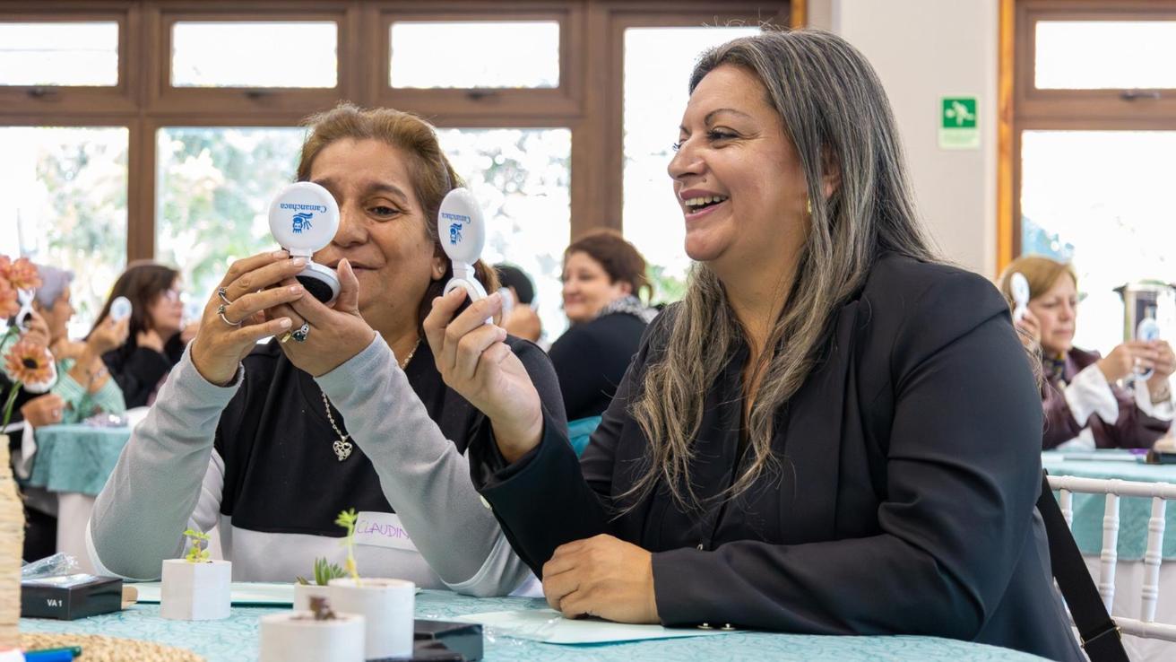 Camanchaca reunió a mujeres dirigentes y líderes sociales del Biobío en jornada de reflexión y aprendizaje