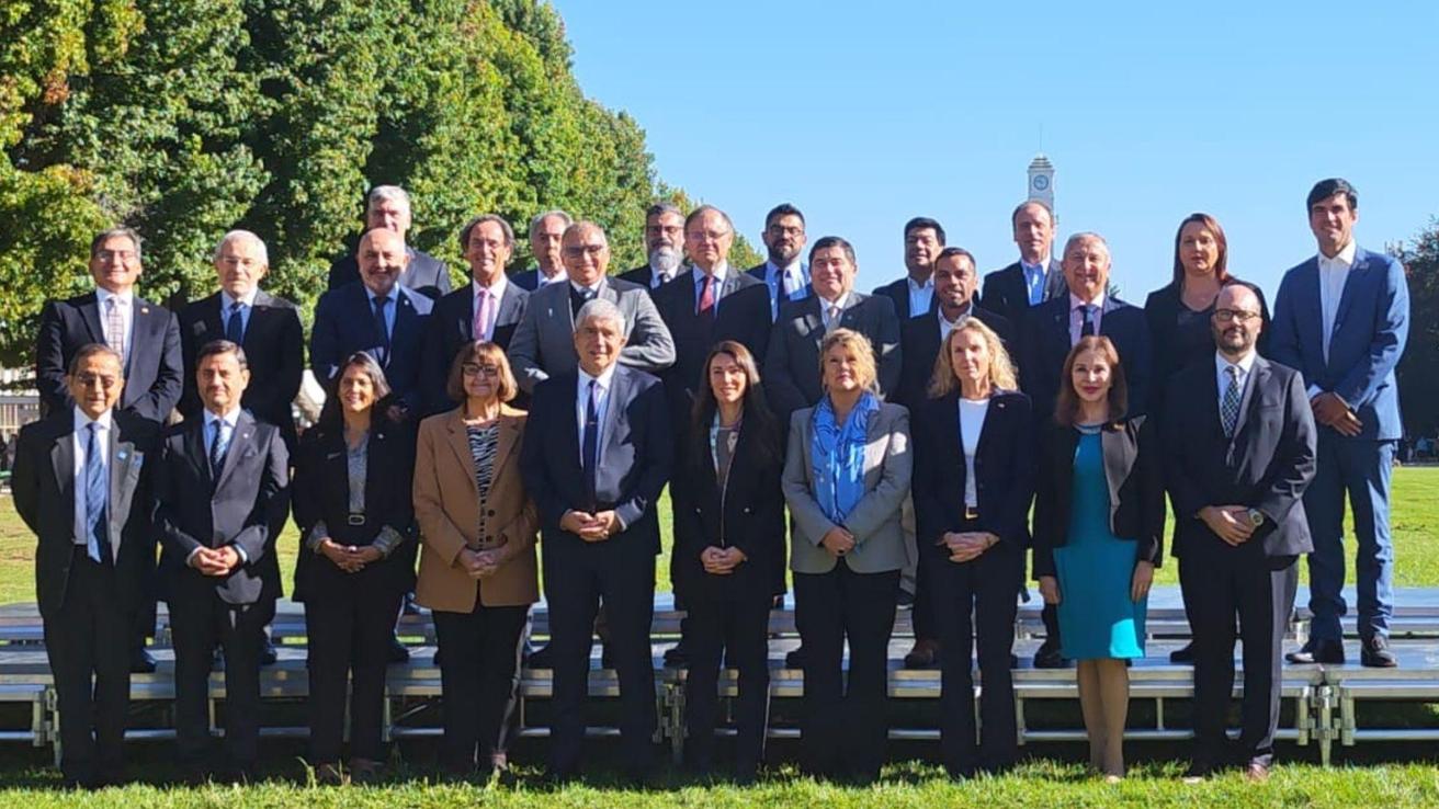 Cruch y Gobierno delinean trabajo de la Educación Superior en la UdeC