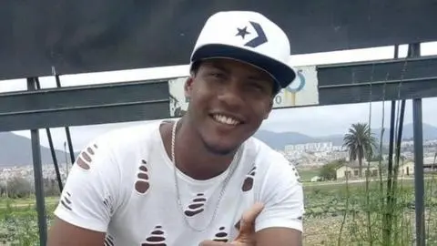 Kast anunció que hará uso de indultos a funcionarios condenados en el estallido social: Primer caso apuntaría a capitán que dio muerte a Romario Veloz