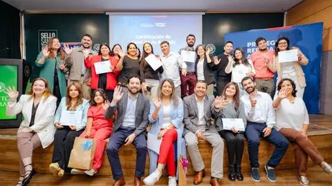 Ocho familias del Biobío obtienen certificación para acoger a niños, niñas y adolescentes del Servicio de Protección
