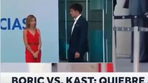 Incómodo “silencio en vivo” causa frase de Roberto Cox en pleno noticiero: Rostro de su colega no pasó desapercibido