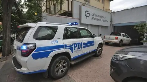Mujer de 31 años se encuentra grave tras sufrir paro cardiorrespiratorio durante cirugía estética en centro médico de Providencia