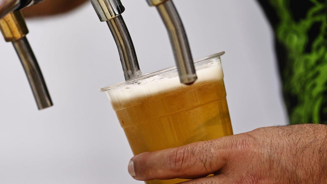 Conocidas cervezas chilenas obtienen importantes premios en concurso internacional