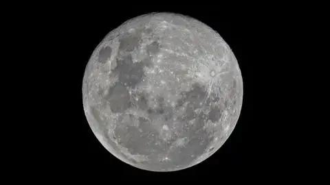 La NASA anuncia un plan para construir una base permanente en la Luna desde 2028