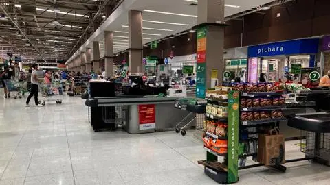 A comprar el jueves: Supermercados no pueden abrir el feriado del 1 de mayo