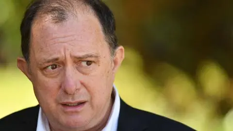 Vecinos de condominio de Coronel condenan actuar de residente que discutió con ministro Poduje: Aseguran que es un “hecho aislado”