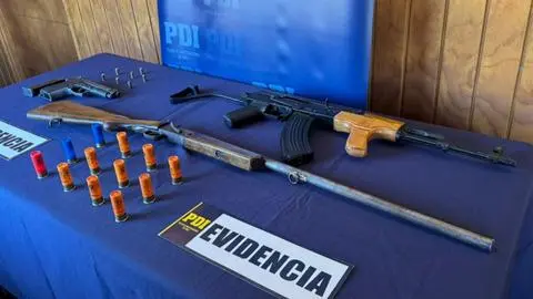 PDI detiene a mujer e incauta armas tras violento ataque a disparos en Coronel